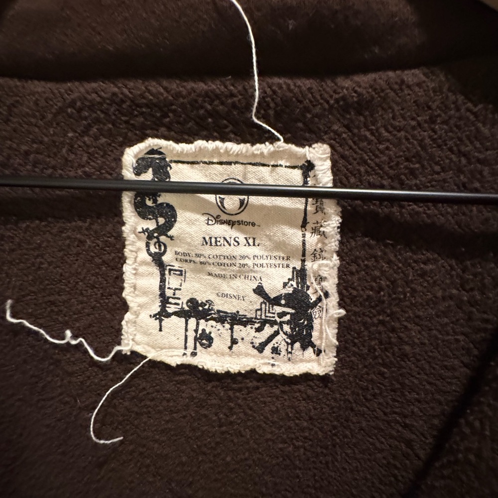 3/$30  Disney Pirates Hoodie Brown XL - Picture 2 of 4
